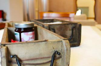 Historic lakeside villa w/ majestic Tre Cime views - Foto 3