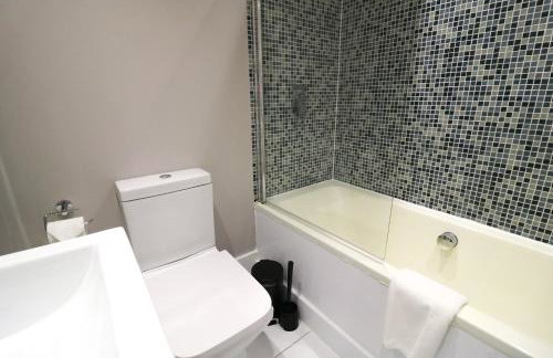 Fitzrovia - Charlotte Street by Viridian Apartments - Photo 102