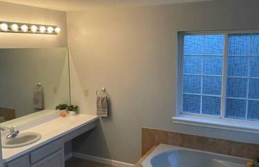 Quiet Private House w Hot Tub/Fire pit/Games - Foto 29