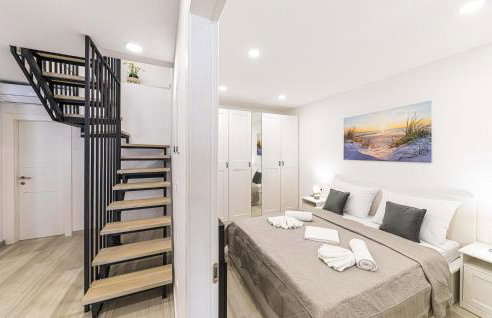 Awesome Home In Lecevica - Foto 5