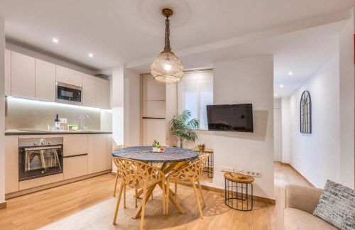 Charming Apartment in Heart of Malaga - Photo 1