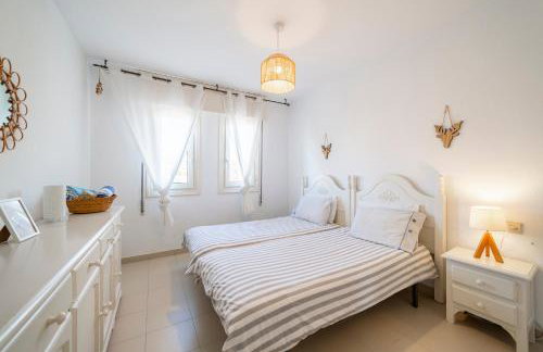 Just at the heart of the village - Photo 26