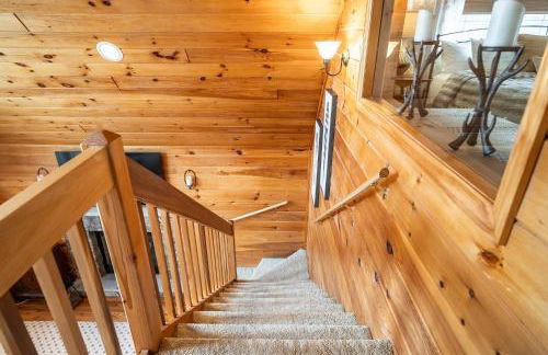 Lazy River Cabin: Lakefront Stay - Foto 9