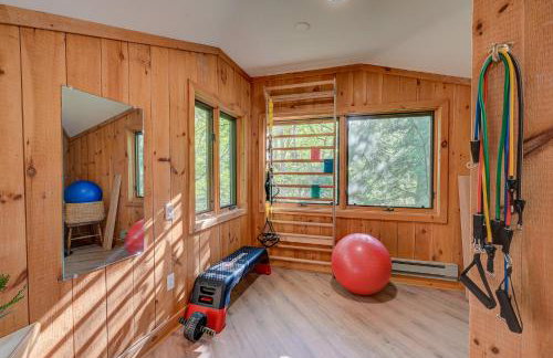 Steps to the Ellis River - Luxe, Hot Tub, Game Room - Foto 50