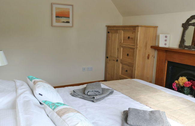 2 bedroom House in Isle with garden - Photo 12