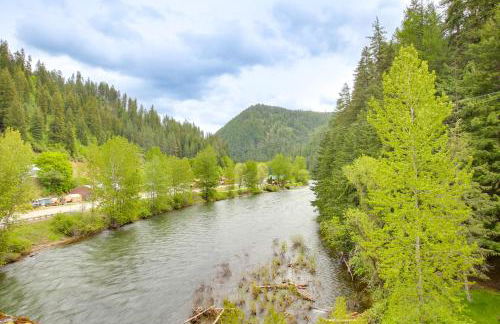 Hike and Fish Mountain Getaway in Avery! - Foto 23