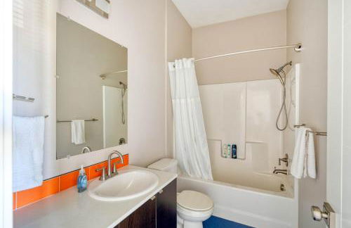 Portland Penthouse Retreat- Roof Deck & Food Pods - Foto 27