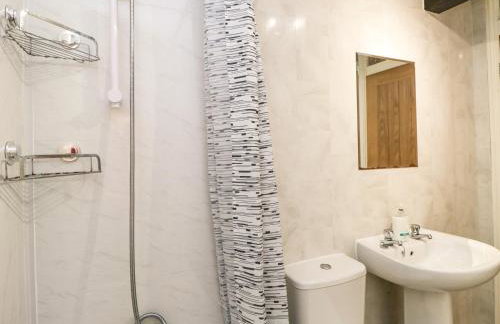 Coach House - Photo 32