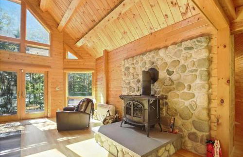 Lakefront Log Home on Huge Lake in Private Cove - Foto 45