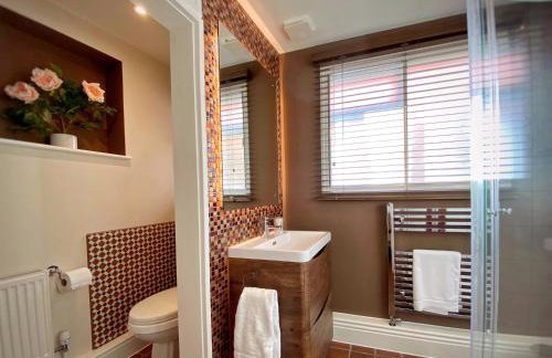 Hambrook House Canterbury - NEW luxury guest house with ESPA Spa complex - Foto 39