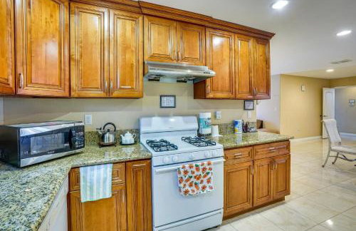 Westminster Apartment Near Beaches and Theme Parks! - Foto 10