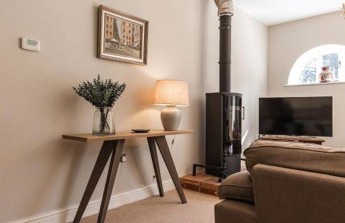 Stylish Coach House Retreat - Foto 36