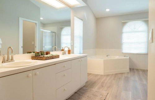 Sovanita House Naples, FL - Photo 17