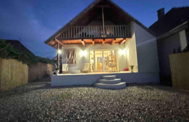 Impeccable 2-bed House in Albești - Foto 38