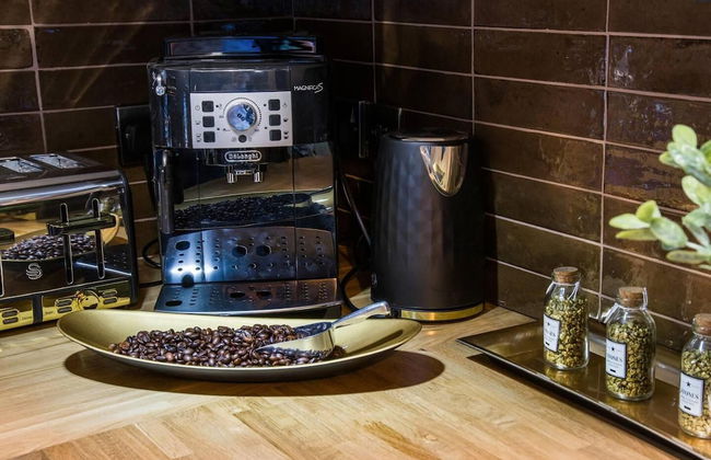 Luxury Versace Sleeps10, Hottub, Pool Table, Skytv - Foto 30