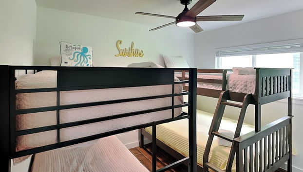 Living the Beach Life by Silver Sands Vacation Rentals - Foto 3, Servicios del alojamiento