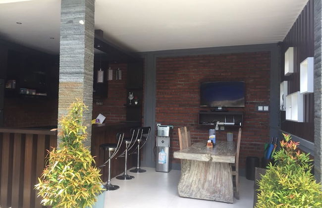 Villa Twin Lovina - Foto 8