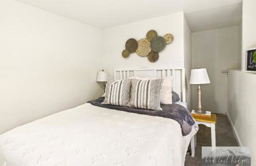 AC! Family Space-Retro Home in Historic Albany - Foto 40