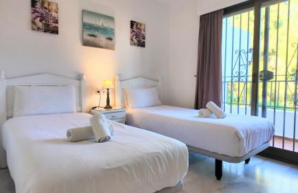 Peaceful 2BR Apartment - Pool - Parking - Casa Romin - Photo 5