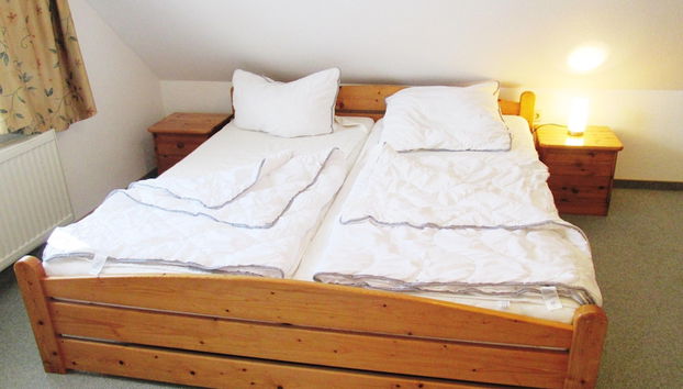 Doppelhaushaelfte mit Windgeschuetzter Terrasse - Foto 3, Habitación