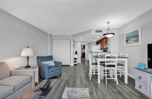 Ocean View 1BR Condo with Private Balcony - Foto 18