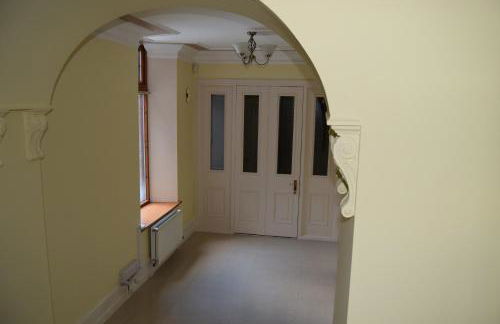 Amazing 4 Bed Scottish Baronial Style House - Foto 33