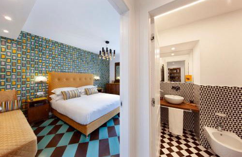 The Literary House - Photo 13