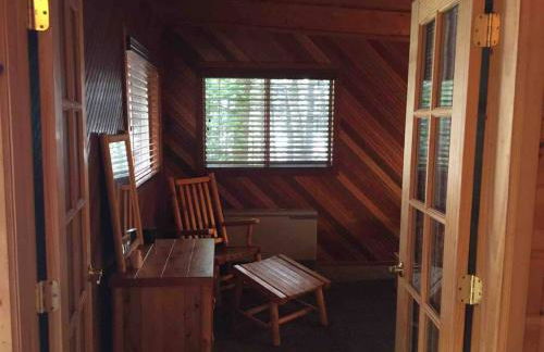 Well-appointed Adirondack cabin directly on 9-mile lake - Foto 65