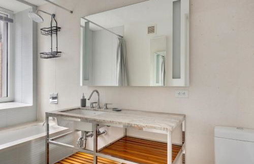 Blueground Midtown South rooftop nr Bryant Park NYC-2031 - Foto 15