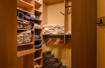 Elegant 7BR Estate with Pool & Hot Tub in Berkshires - Foto 75