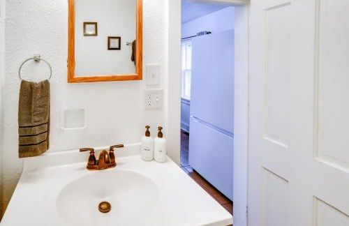 Less Than 1 Mi to Vineyard Historic Farnam Home! - Foto 15