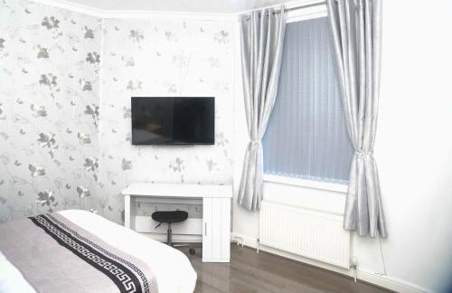 CHEADLE HOUSE HOLIDAYS - Foto 22