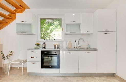 2 Bedroom Nice Home In Koranski Brijeg - Foto 17