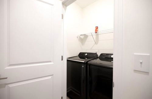 5 Min to Downtown - 12 to Elon - Deck - Wi-Fi - Foto 56