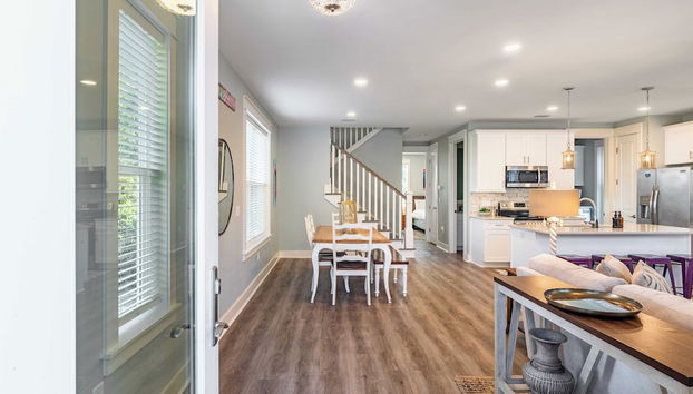 Gulf Coast Gem by Avantstay 3 Blocks to Beach & Town Plaza Community Pool - Foto 5, Interior