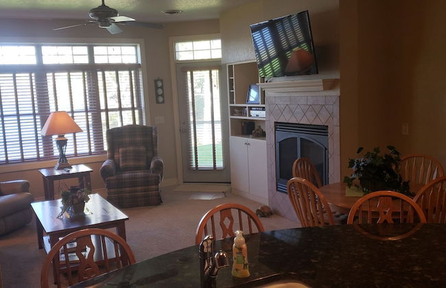 Unit 411a 1 BD/ 1 BA Condo - Foto 9