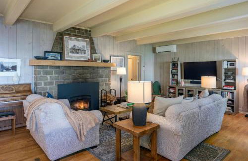 Sandy Beachfront, Hot Tub, Pet-Friendly, Kayaking - Foto 17