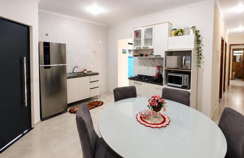 Casa Jack&Mari c ar-condicionado, Wi-Fi e churrasqueira, 600m da praia, 2 quartos sendo 1suíte, até 8 pessoas - Foto 35