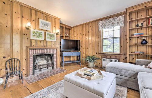 Charming Farmhouse with Pool and Fishing Pond! - Foto 13