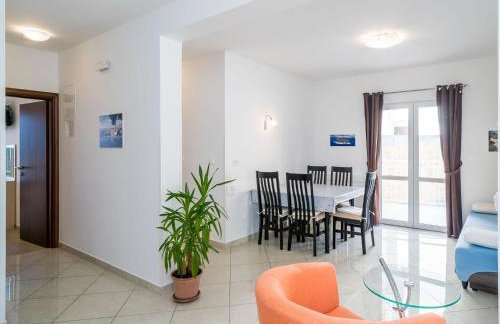 Villa Samba - Two-Bedroom Apartment with Terrace and Sea View - A4 1 - Foto 3