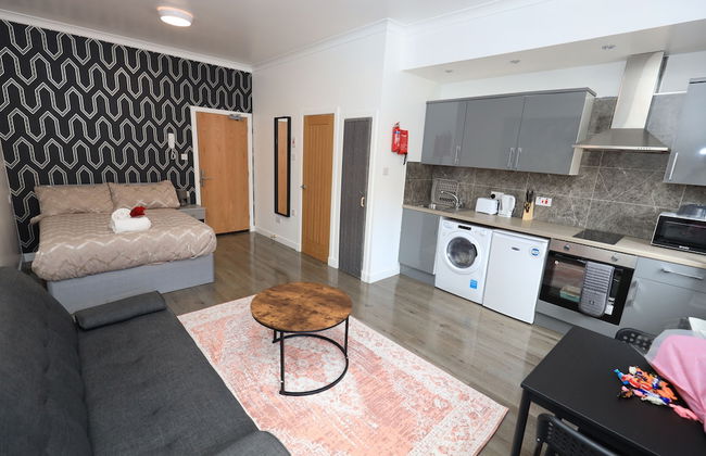 VR Apartments - Photo 55