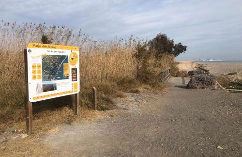 Apartamento junto al mar Los Marineros con acceso independiente por terraza - Photo 36