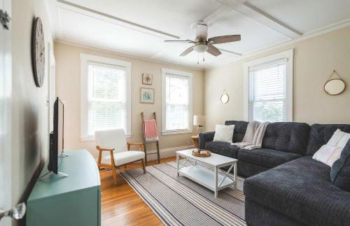 Stay at East Gloucester - Photo 3