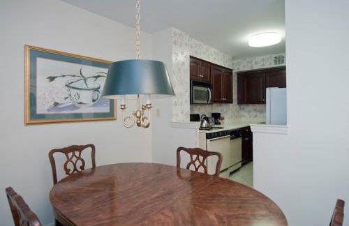 Murray Hill East Suites - Extended Stay - Photo 28