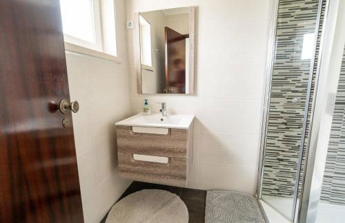 Nazare with Garden and Barbecue - Photo 19