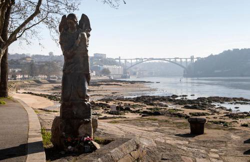 LovelyStay - Luxury 2BR Duplex Apartment in Foz Porto - Foto 38