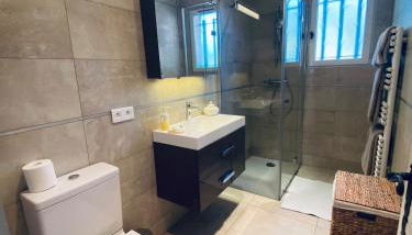 Maison de vacances vue sur les vignes, piscine, trampoline, ping pong et pétanque - Foto 2