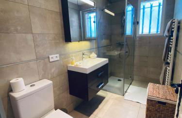 Maison de vacances vue sur les vignes, piscine, trampoline, ping pong et pétanque - Foto 2