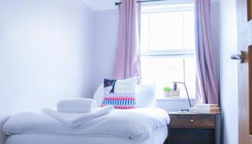 Stylish 3x bed house in Soham - Photo 4