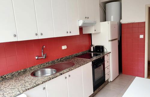 AMPLIO PISO LUMINOSO CERCA DEL CAMINO Y CATEDRAL C3 - Photo 10